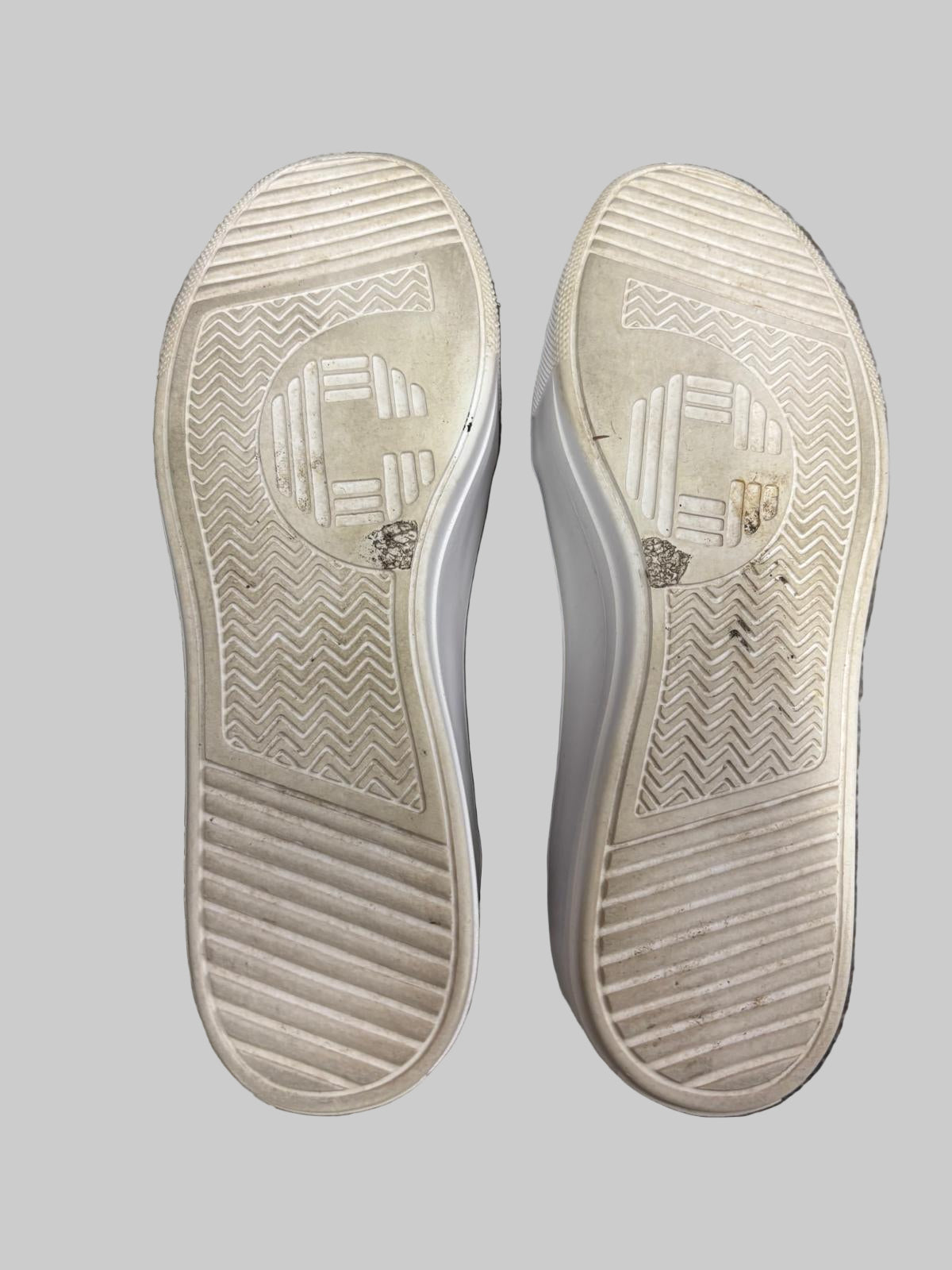 Carvella Navy Zip Up Pumps EUR38