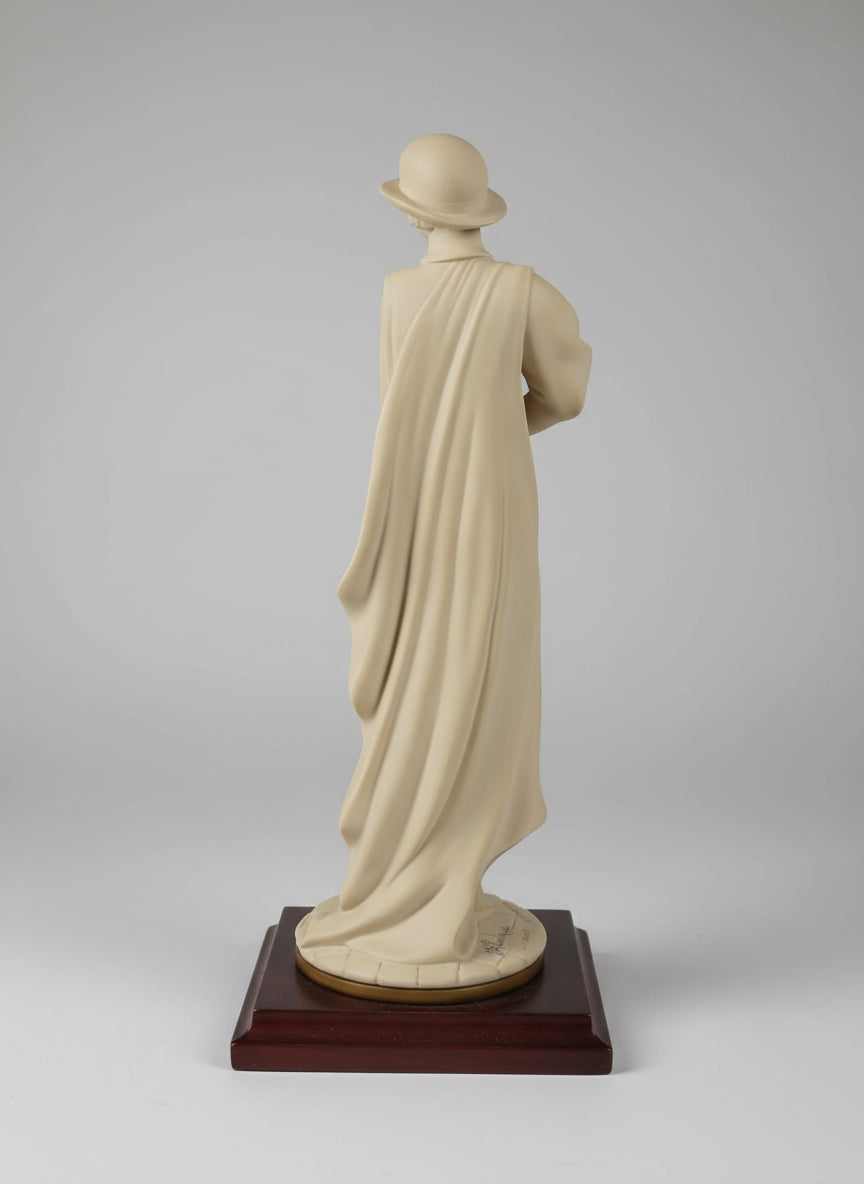 Vintage Giuseppe Armani “Young Lady With Yorkshire” Figurine Italy 0486F EUC