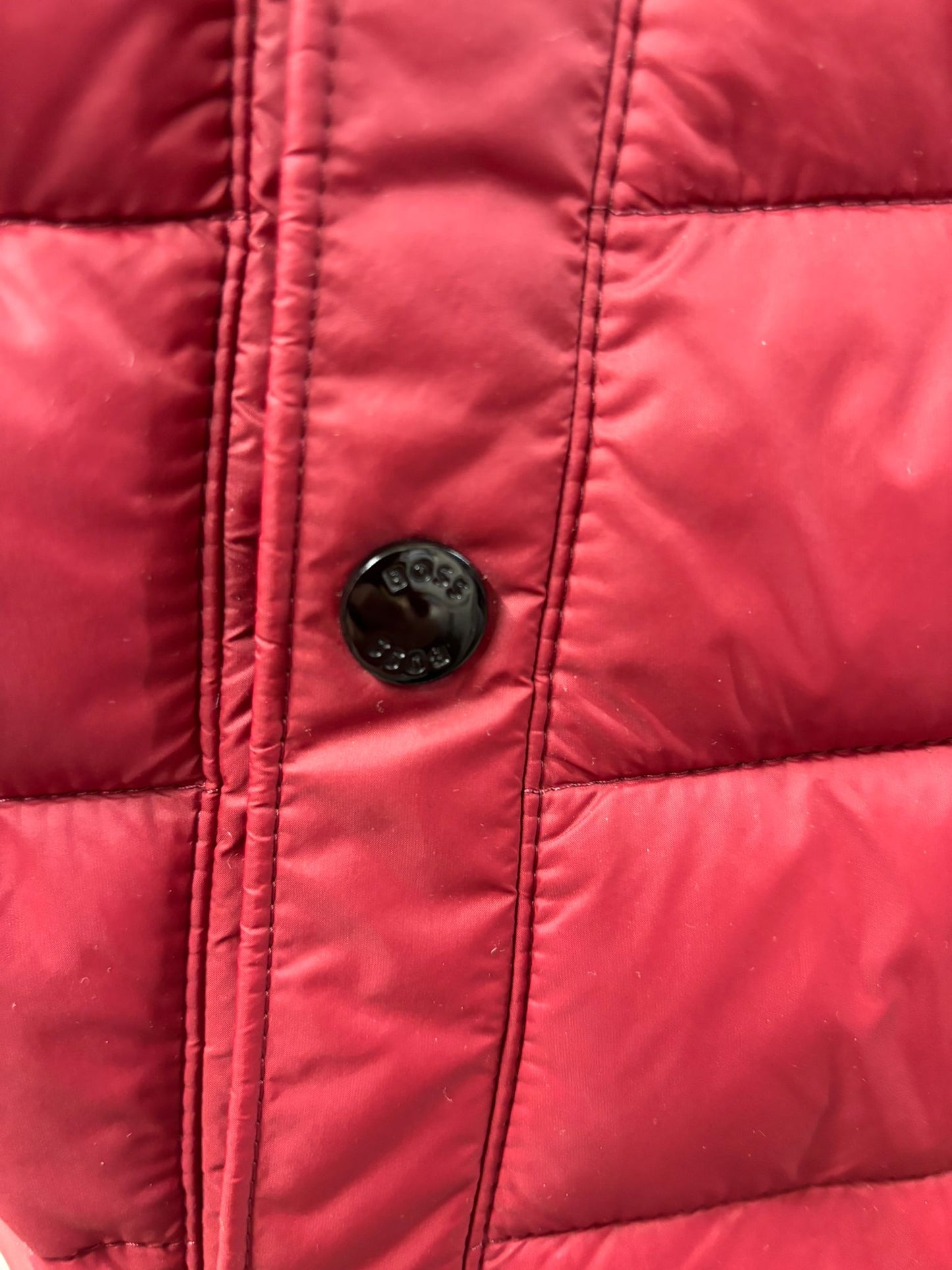 BNWT Hugo Boss Red Gilet Body Warmer Size UK 54 Burgundy Padded