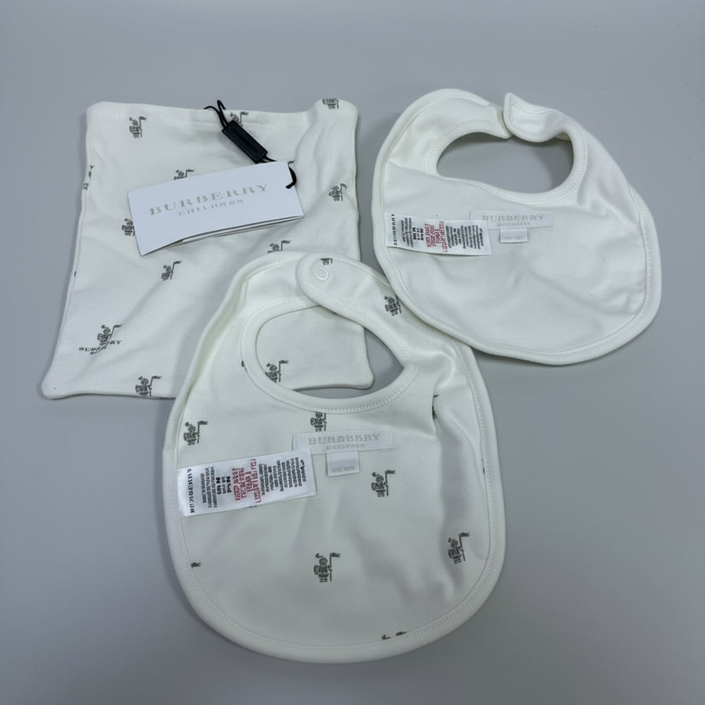 BURBERRY Baby 2 x Bibs & Bag Gift-Set New-Born Gift Printed Set White & Grey