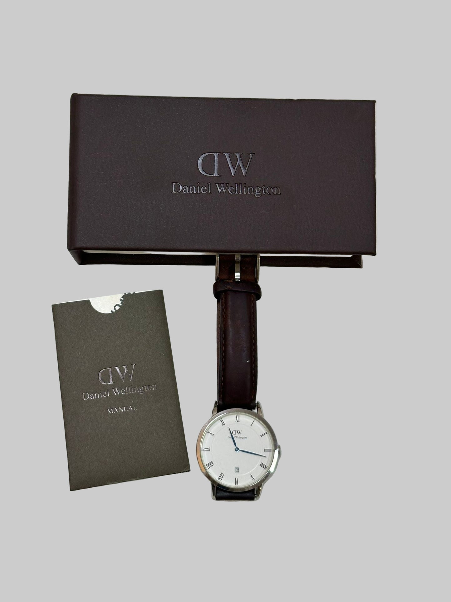 Daniel Wellington Stainless Steel Watch with Leather Wrist Band Dapper B38S1 Serial Number 01020024188