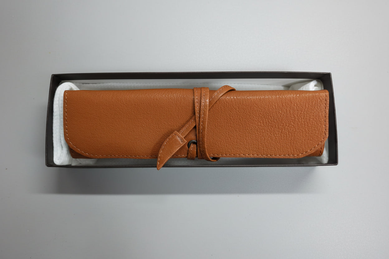 Tsuchiya Kaban Tone Oilnume Leather Roll Pen Case (RRP: £100)