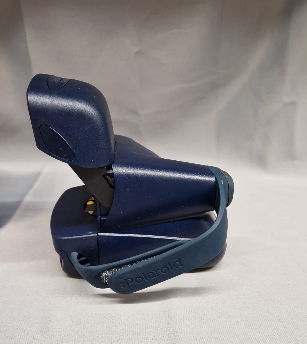 polaroid 600 camera (used)