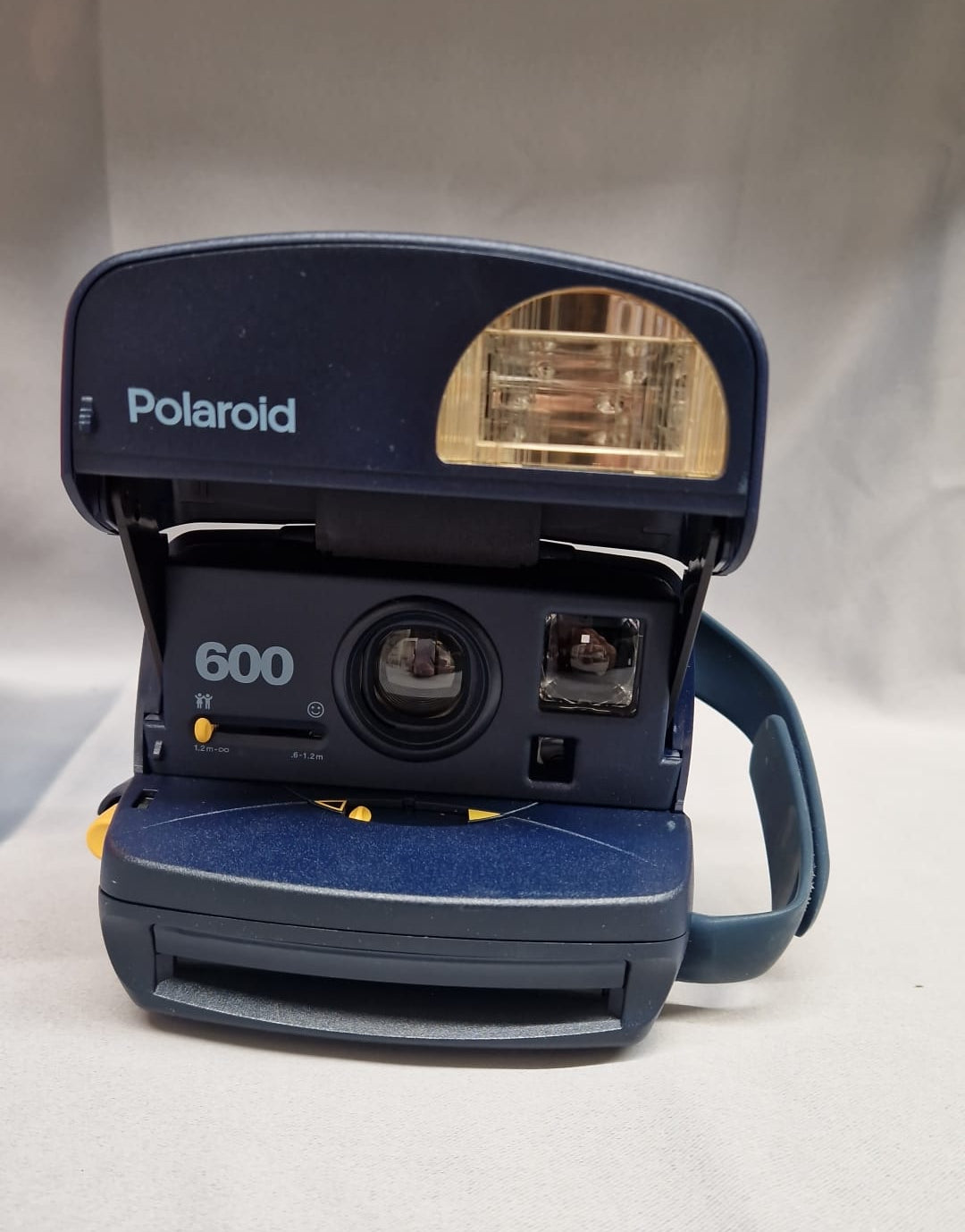 polaroid 600 camera (used)