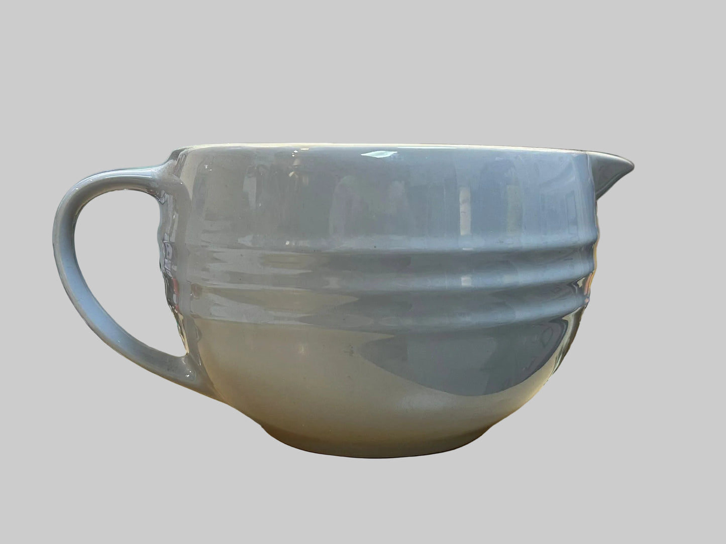 Le Creuset Stoneware Mixing Jug / Bowl - Mist Grey 3 Quarts Size