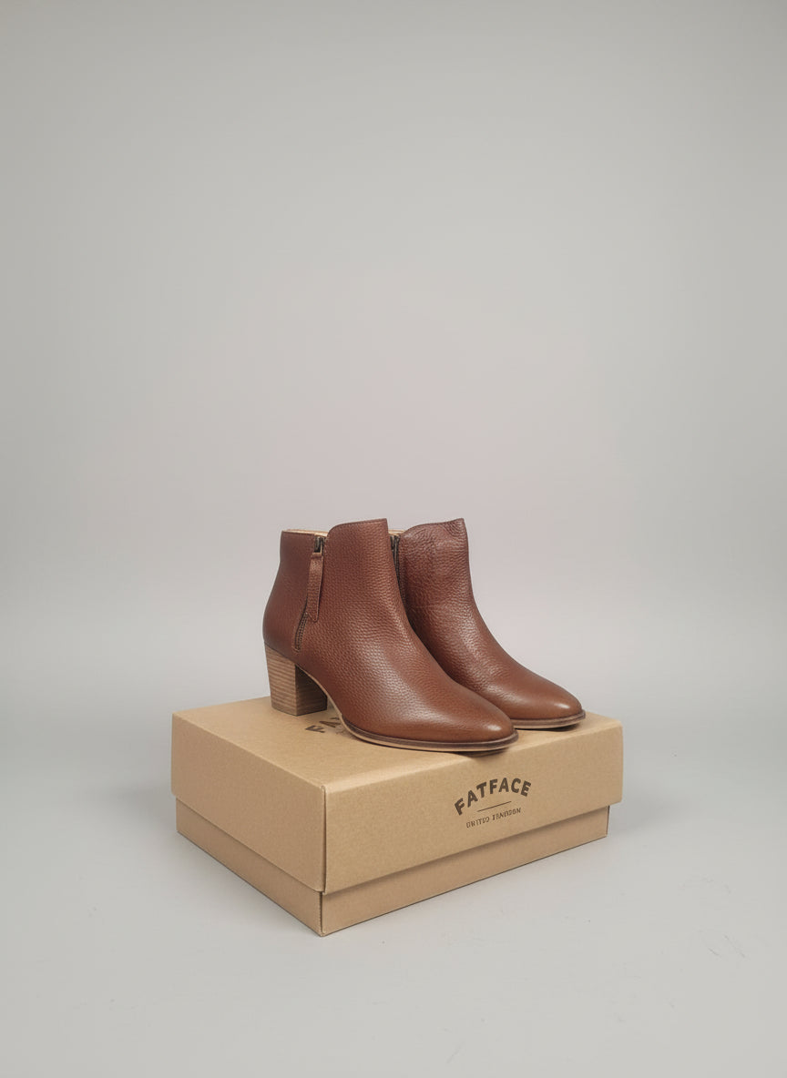BNIB Fat Face Acorn Brown Ankle Boots UK 7 EU 40 Leather Heeled Zipped £75