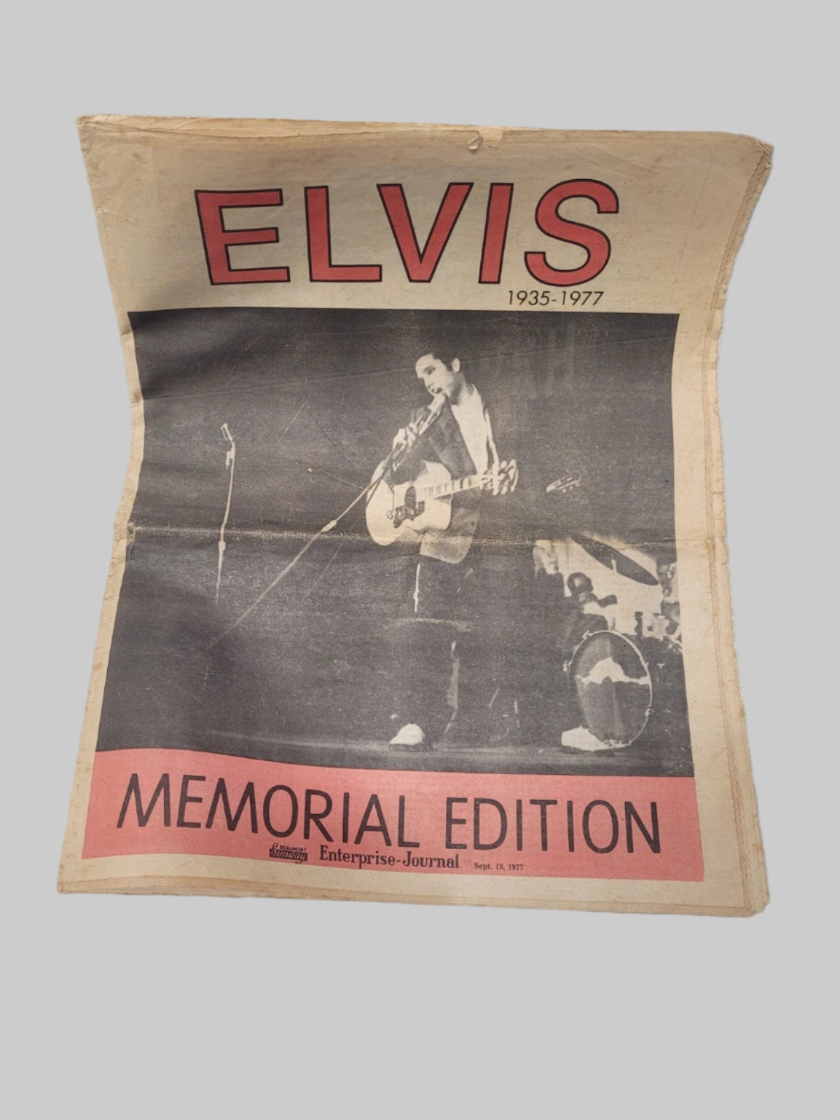 VTG Rare 1977 Original Print Elvis Presley Memorial Edition News Paper & Picture