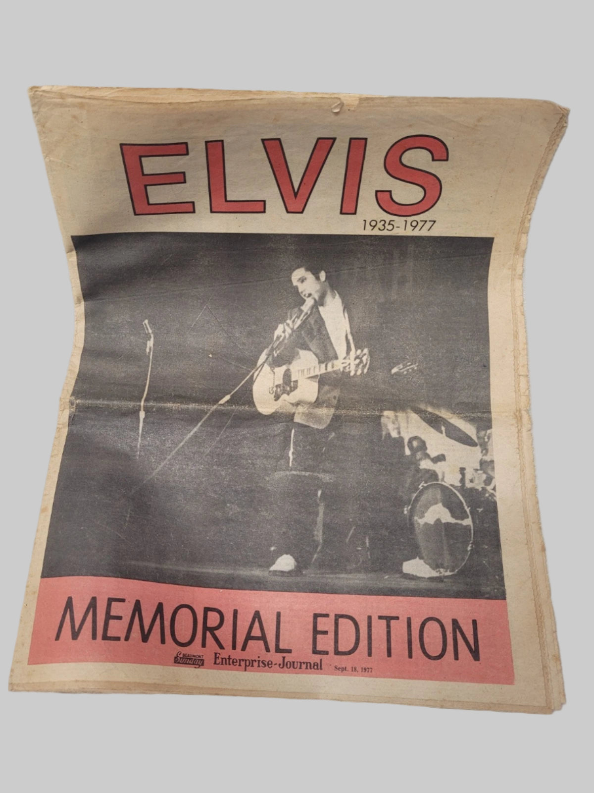 VTG Rare 1977 Original Print Elvis Presley Memorial Edition News Paper & Picture