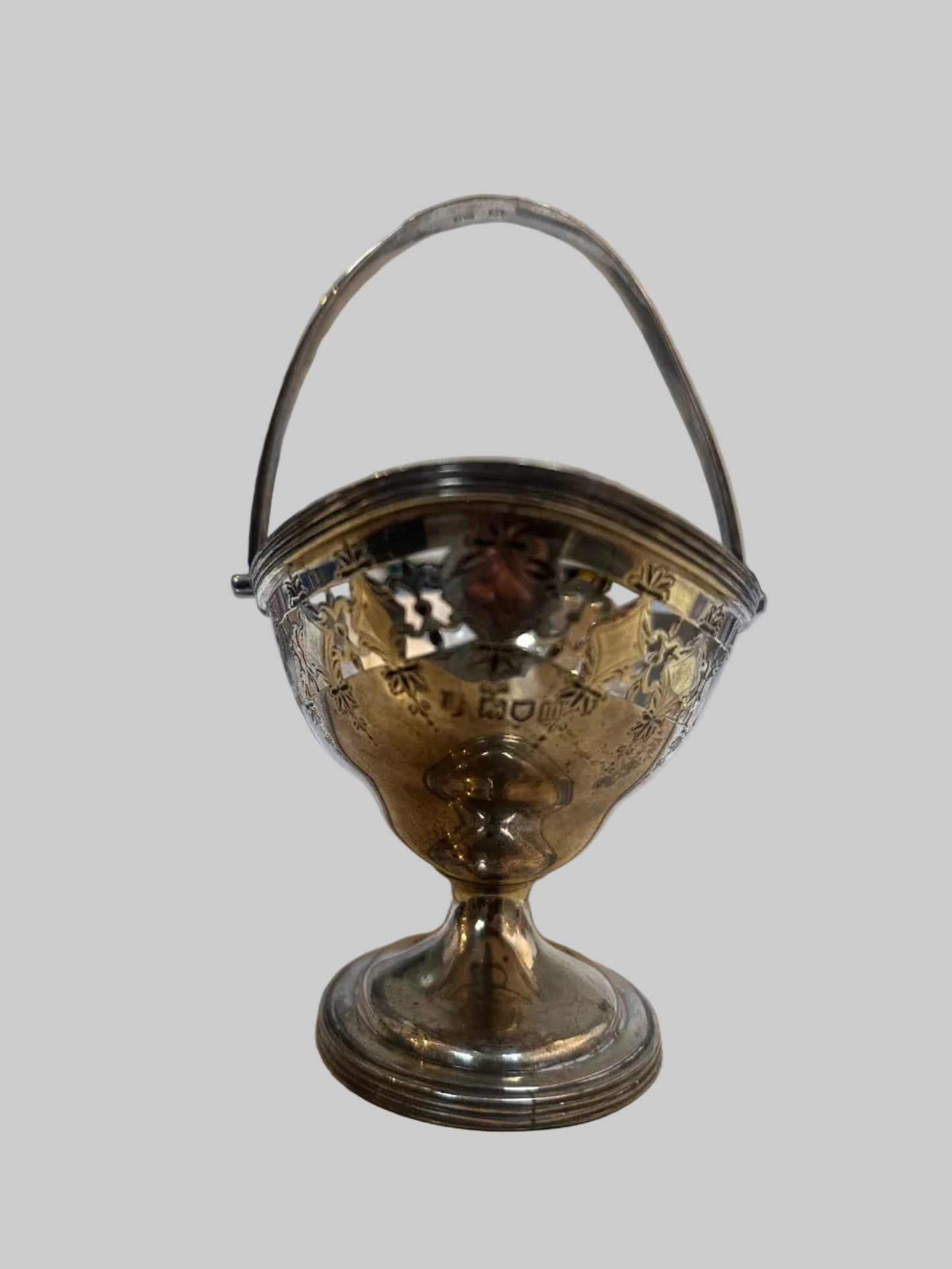 ANTIQUE Thomas Bradbury & Sons Silver Sugar/Candy Basket
