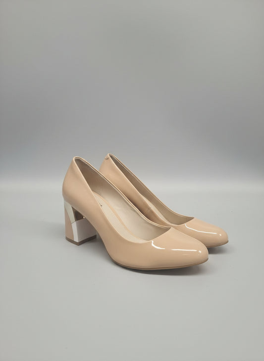 Moda in pelle tan heeled shoes uk 7 Eu 40