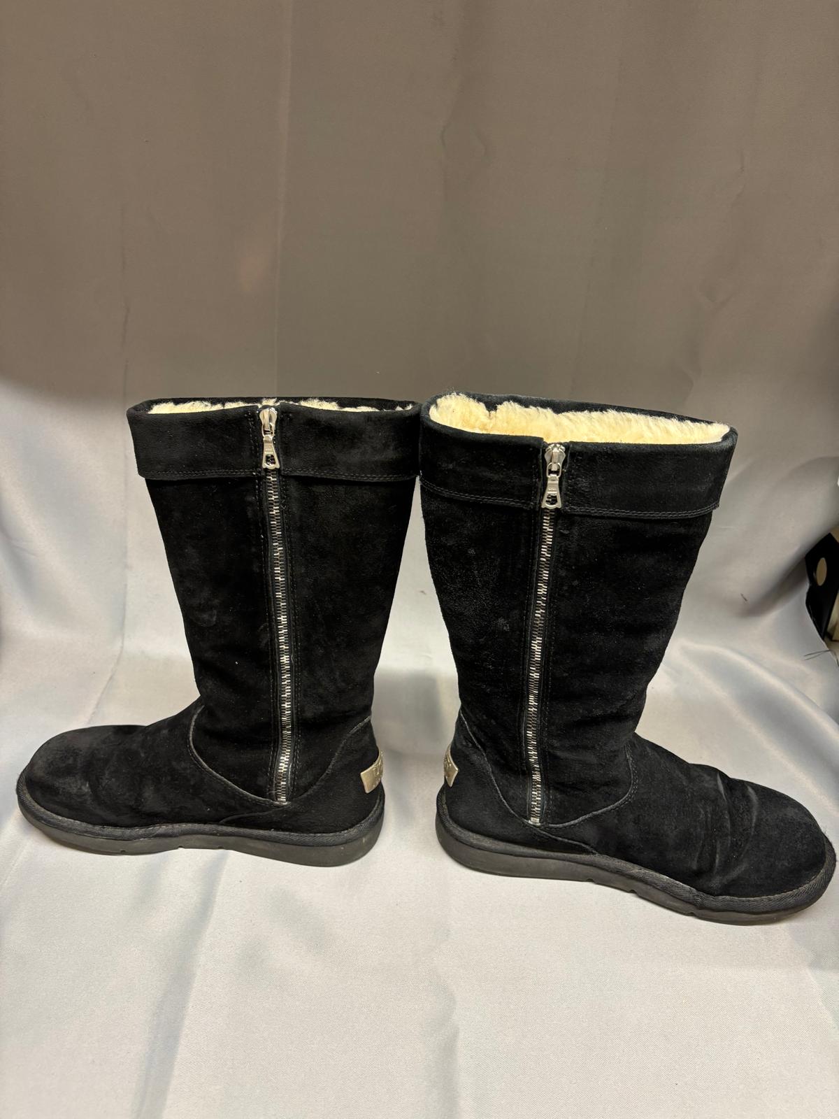 UGG Cargo III Black Suede Boots UK 7.5 EU 50 Mid-Calf - In Box